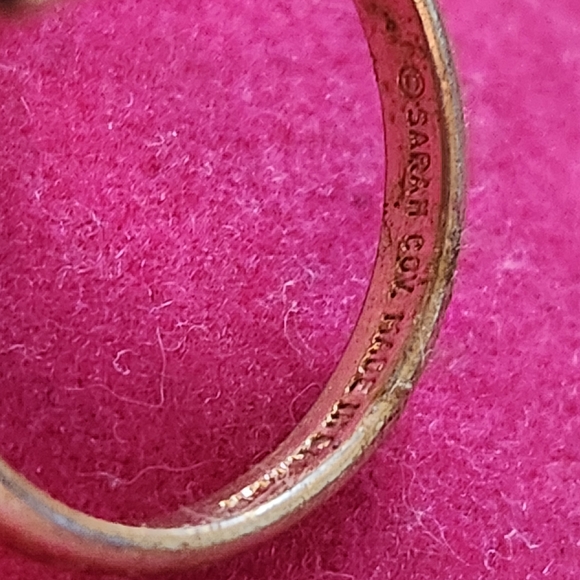 Sarah Coventry Wild Honey Rhinestone Ring, Adjustable, ca. 1970 - Picture 5 of 6